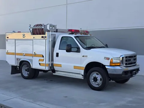 2001 Ford F-550 Super Duty XLT