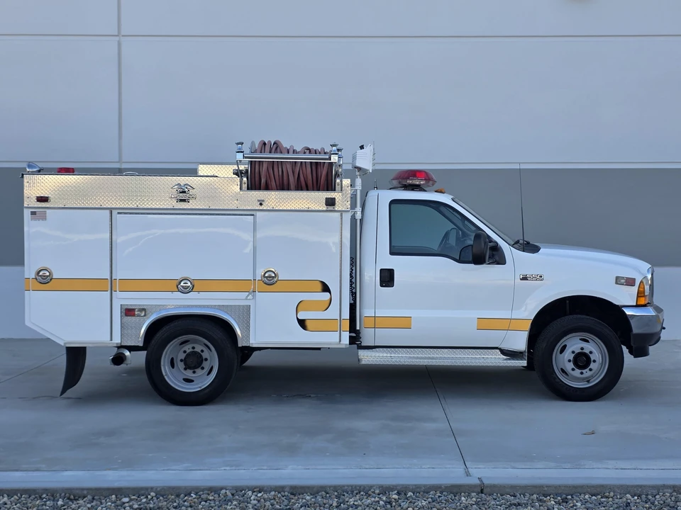 2001 Ford Super Duty 1st Gen - Image 2 of 31