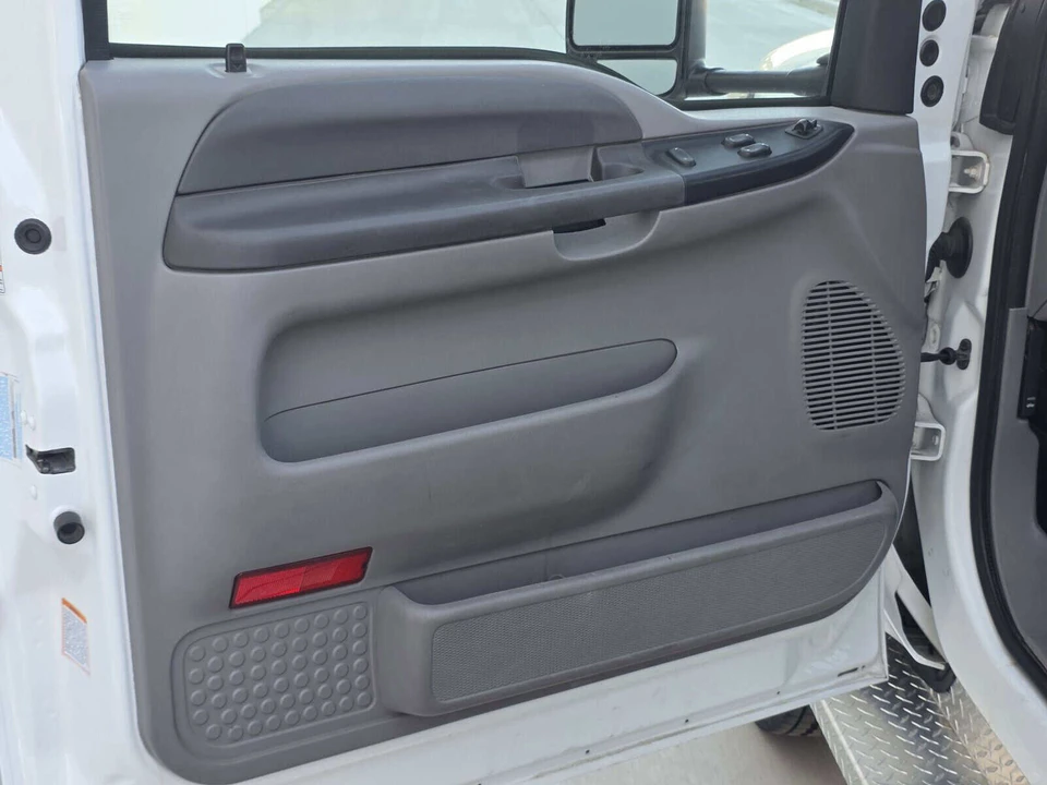 2001 Ford Super Duty 1st Gen - Image 21 of 31