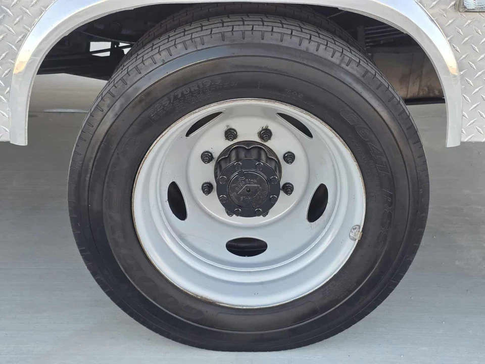 2001 Ford Super Duty 1st Gen - Image 20 of 31
