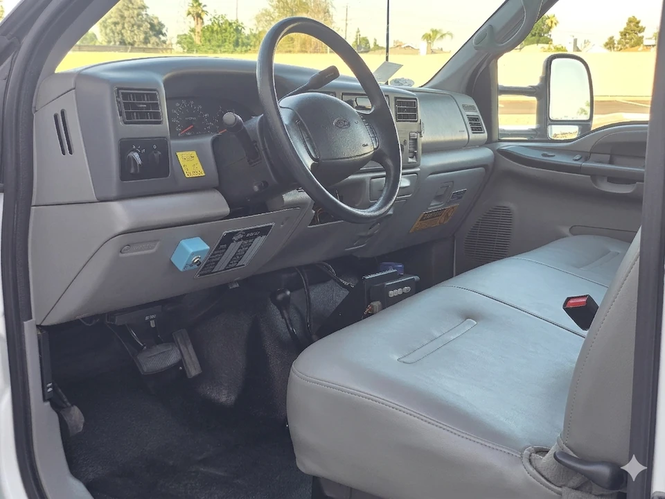 2001 Ford Super Duty 1st Gen - Image 23 of 31
