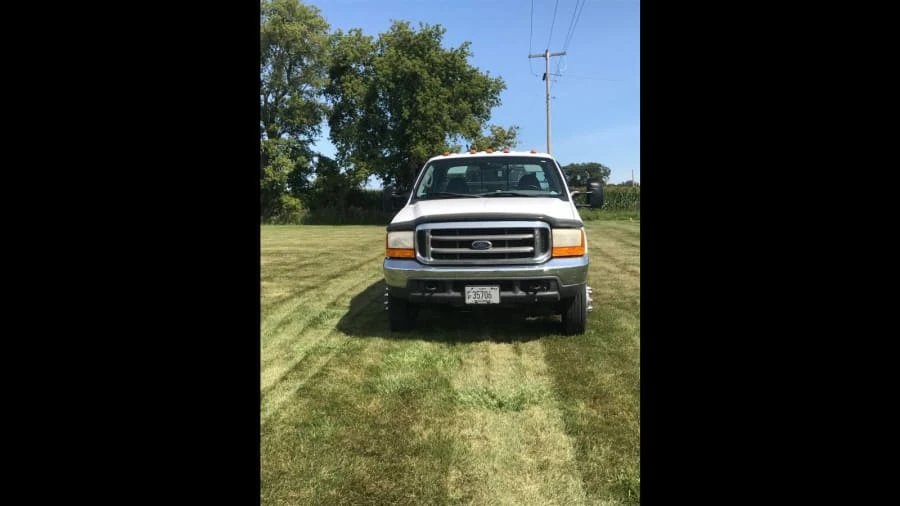 2001 Ford Super Duty 1st Gen - Image 10 of 11