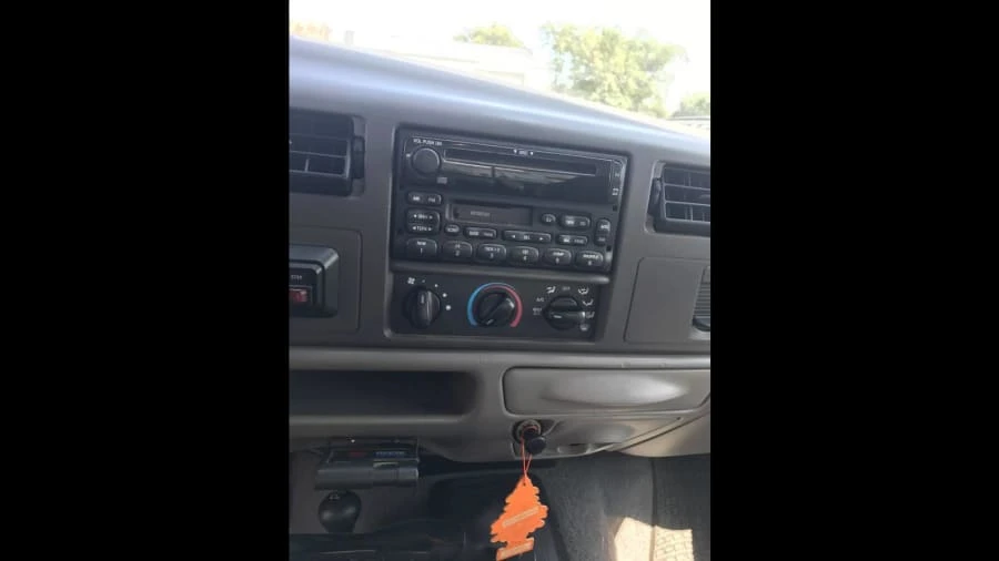 2001 Ford Super Duty 1st Gen - Image 6 of 11