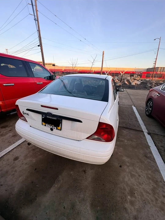 2001 Ford Focus 1st Gen - Image 3 of 5
