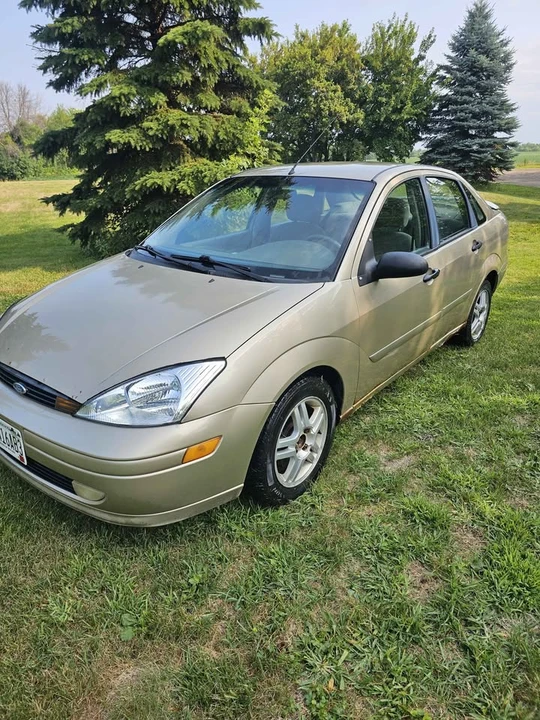 2001 Ford Focus 1st Gen - Image 2 of 7
