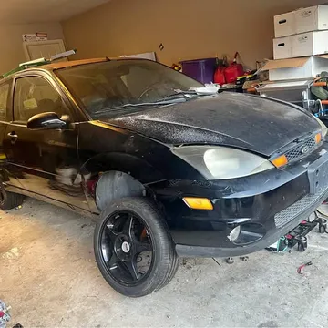 2001 Ford Focus SVT Hatchback 2D