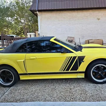 2001 Ford GT Coupe 2D