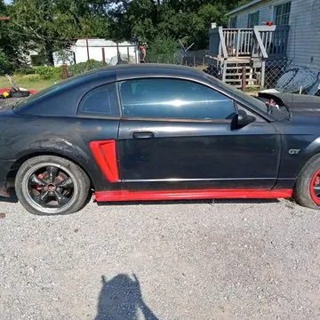 2001 Ford Mustang GT Coupe