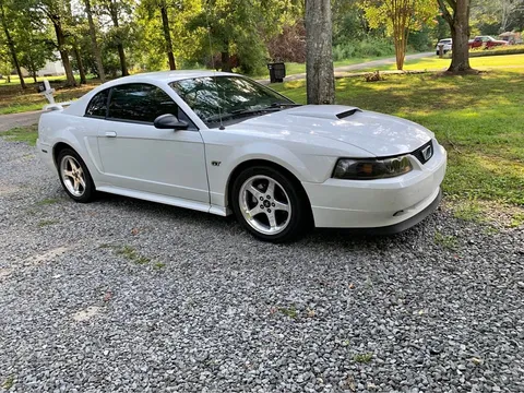 2001 Ford Mustang GT Coupe