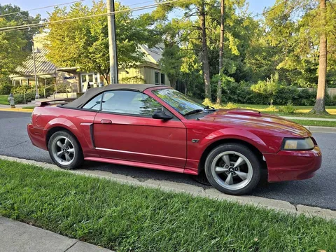 2001 Ford GT Coupe 2D