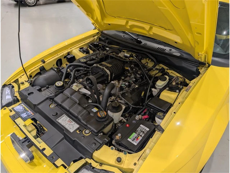 2001 Ford SN95 Mustang - Image 16 of 22