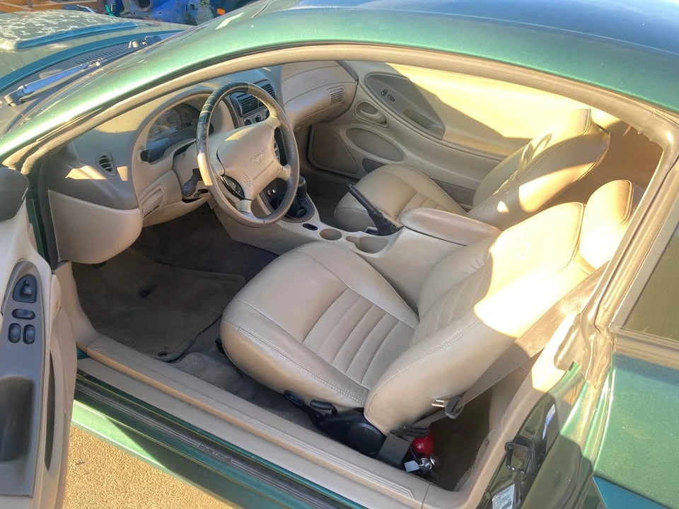 2001 Ford SN95 Mustang - Image 5 of 6