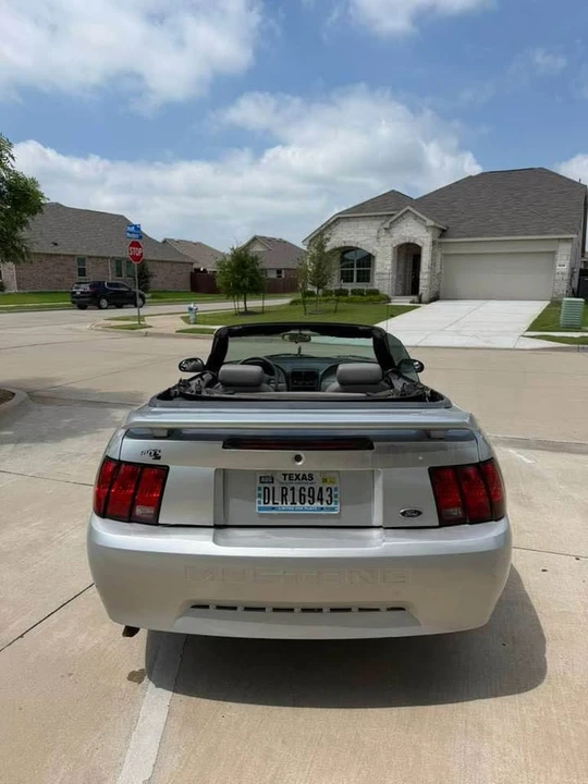 2001 Ford SN95 Mustang - Image 10 of 11