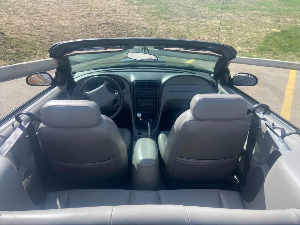 2001 Ford Mustang - Image 9 of 11