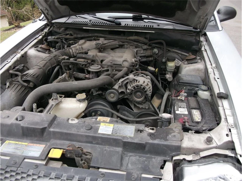 2001 Ford SN95 Mustang - Image 16 of 22