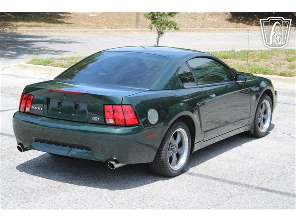 2001 Ford SN95 Mustang - Image 10 of 31