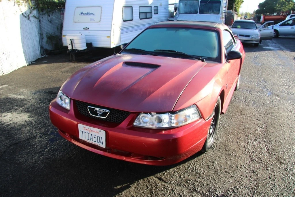 2001 Ford SN95 Mustang - Image 10 of 21