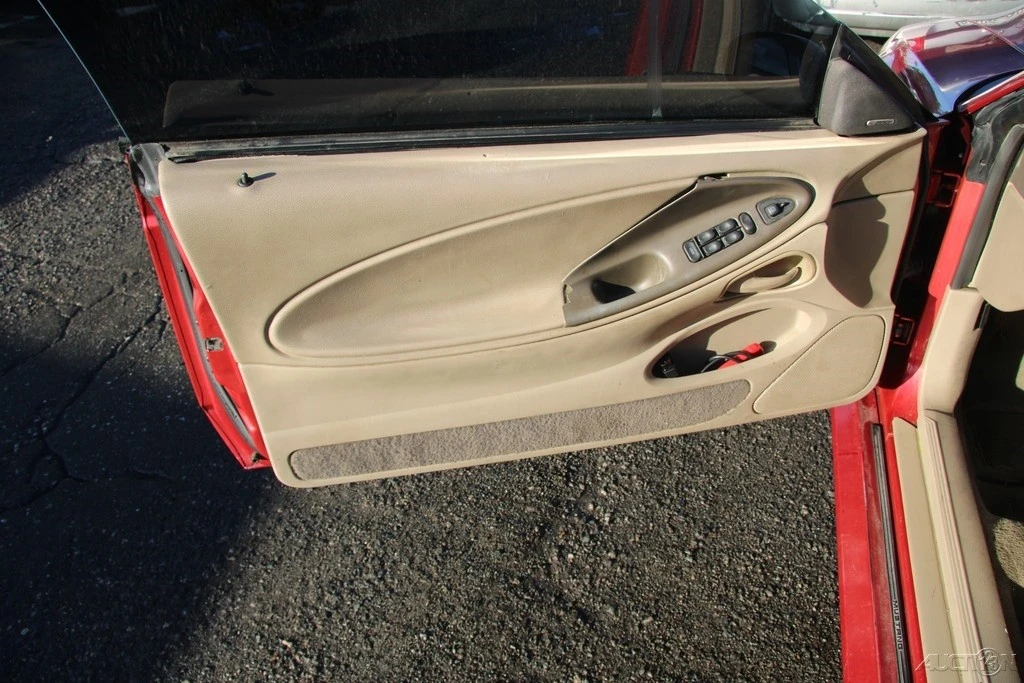 2001 Ford SN95 Mustang - Image 12 of 21