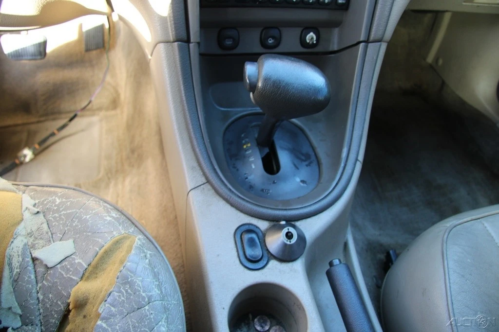 2001 Ford SN95 Mustang - Image 18 of 21