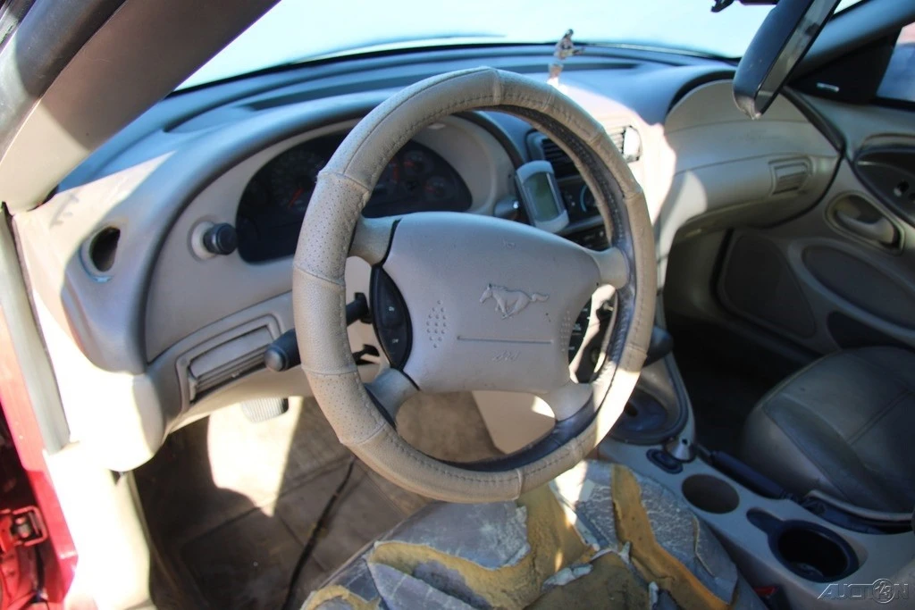 2001 Ford SN95 Mustang - Image 14 of 21