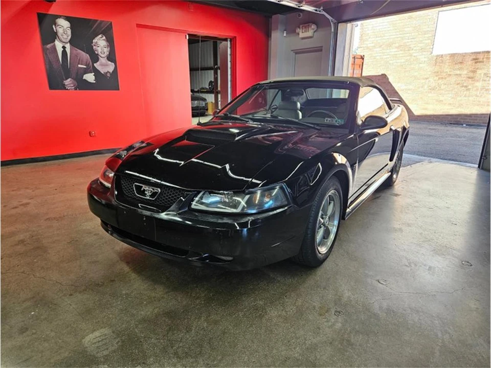2001 Ford SN95 Mustang - Image 25 of 31