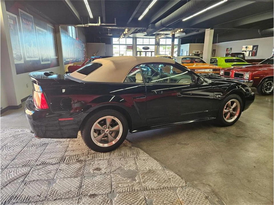 2001 Ford SN95 Mustang - Image 17 of 31