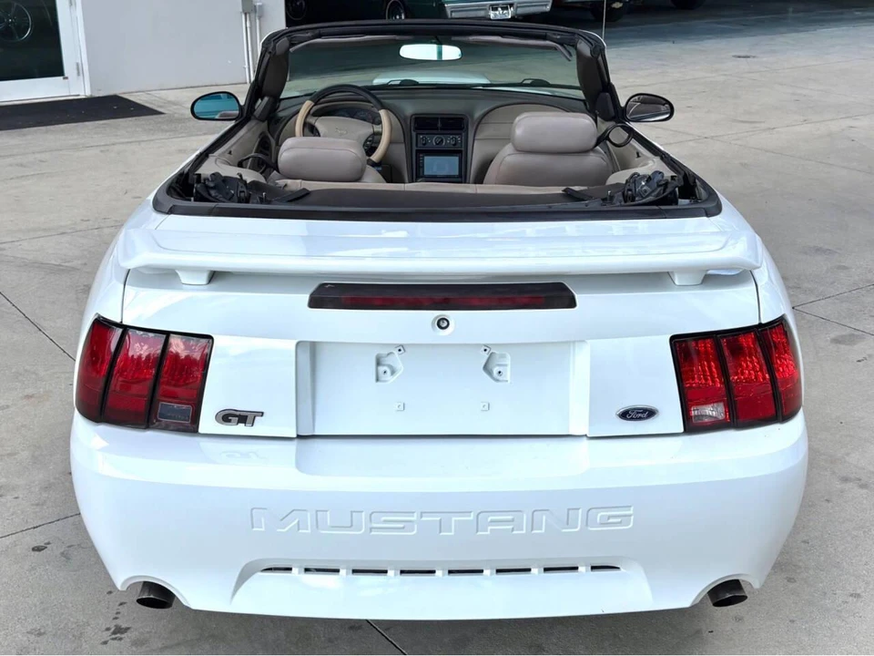 2001 Ford SN95 Mustang - Image 8 of 31
