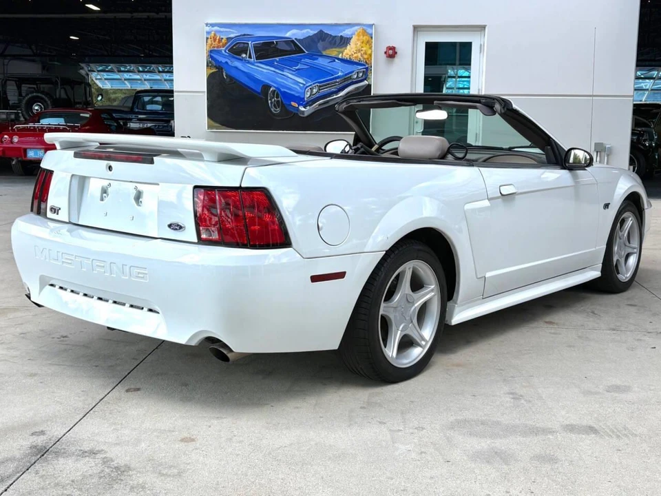2001 Ford SN95 Mustang - Image 6 of 31