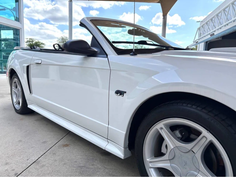 2001 Ford SN95 Mustang - Image 18 of 31