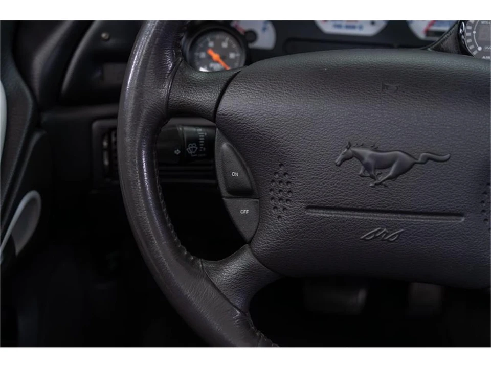 2001 Ford SN95 Mustang - Image 15 of 31