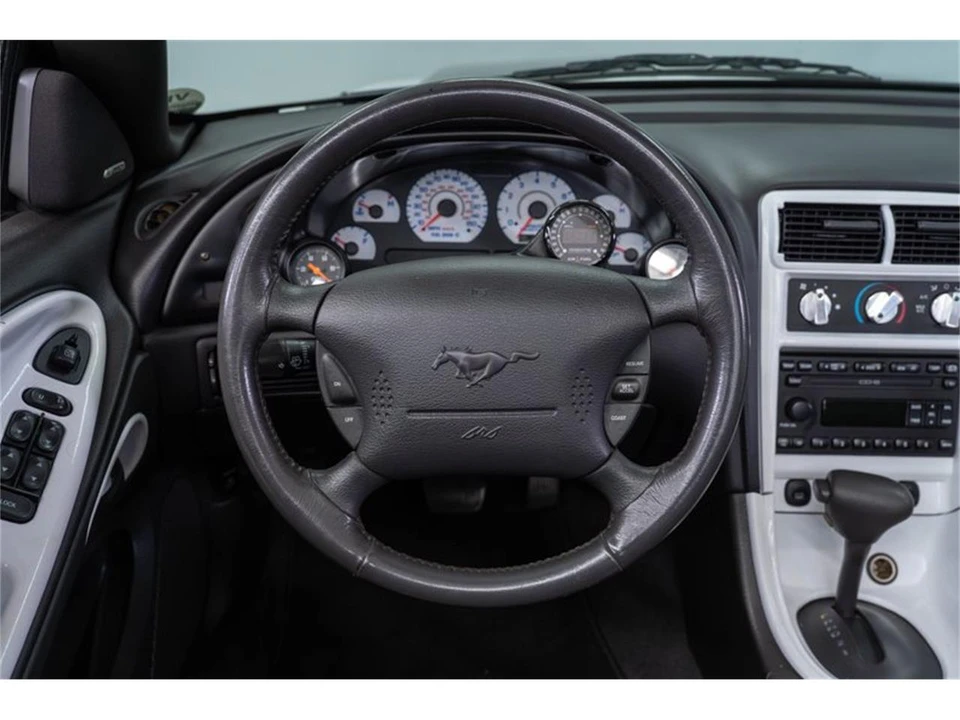 2001 Ford SN95 Mustang - Image 11 of 31