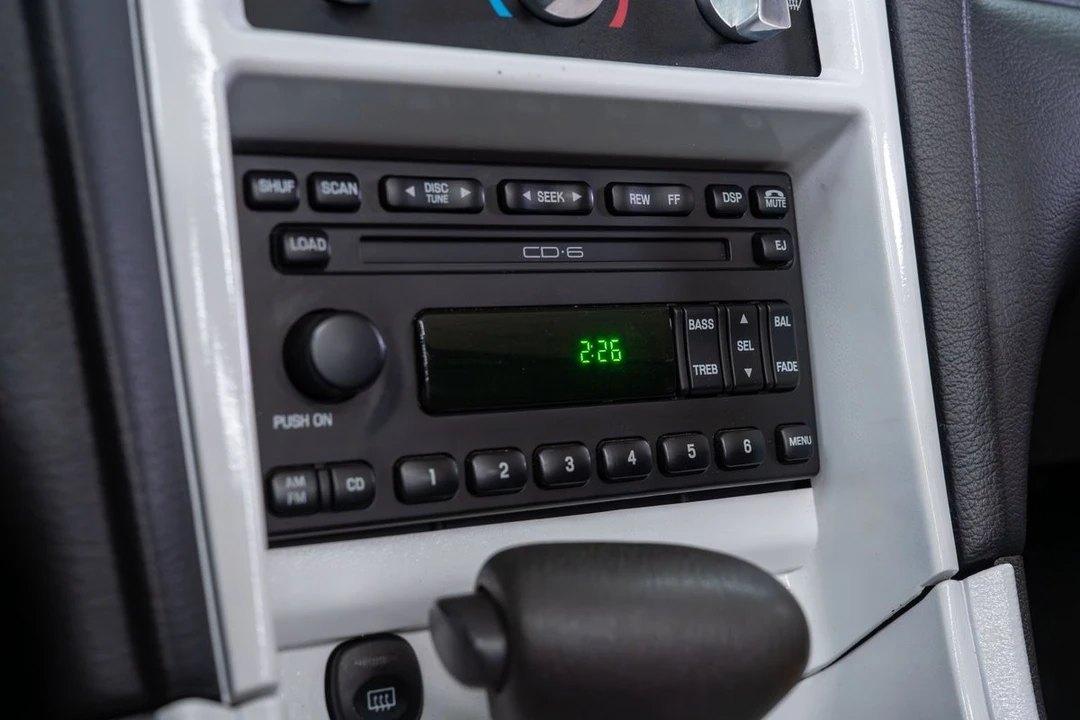 2001 Ford SN95 Mustang - Image 25 of 31