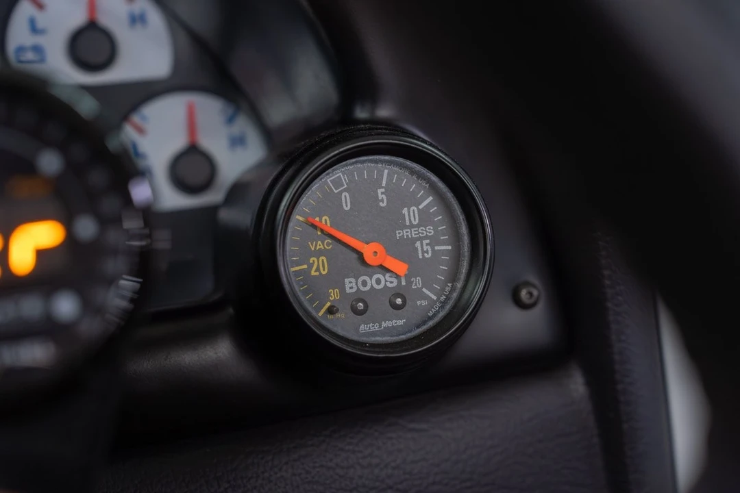 2001 Ford SN95 Mustang - Image 19 of 31
