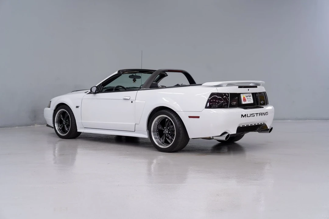 2001 Ford SN95 Mustang - Image 4 of 31