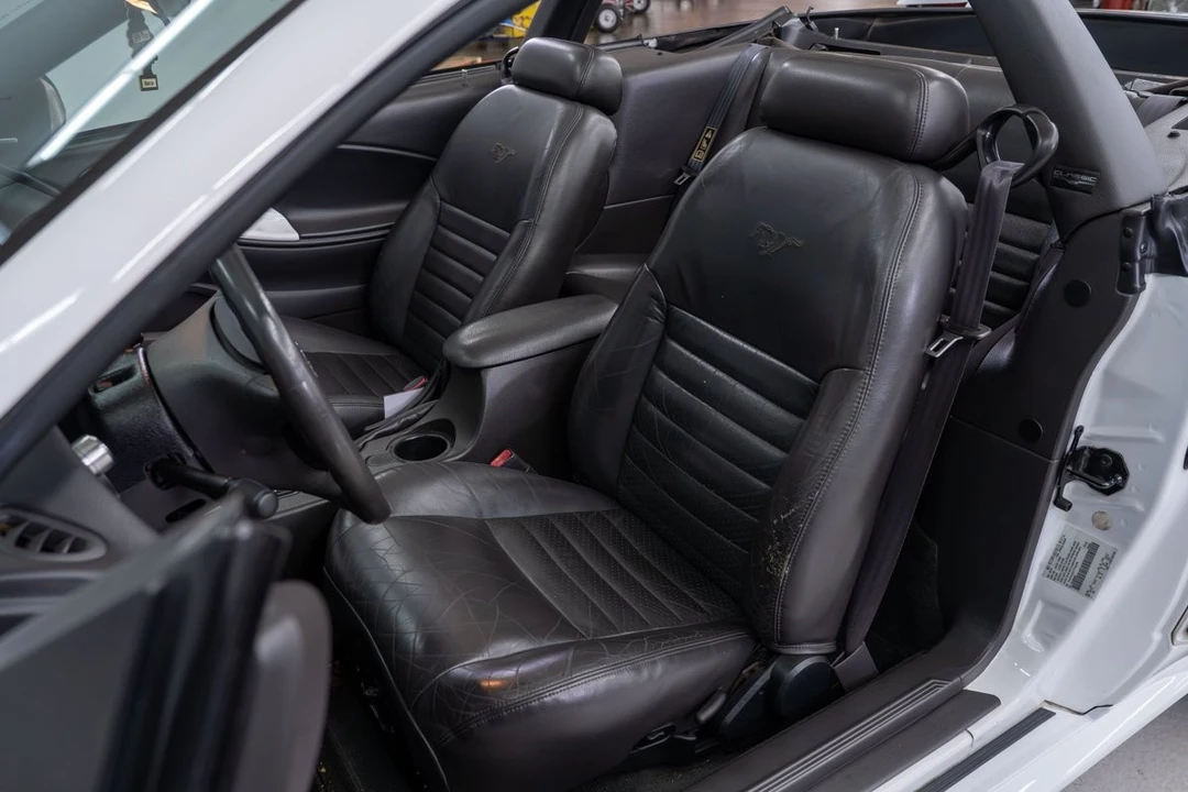 2001 Ford SN95 Mustang - Image 27 of 31