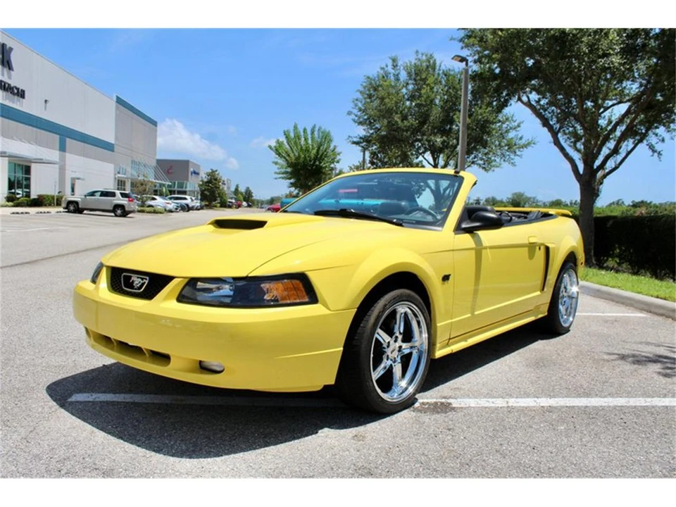 2001 Ford SN95 Mustang - Image 8 of 31