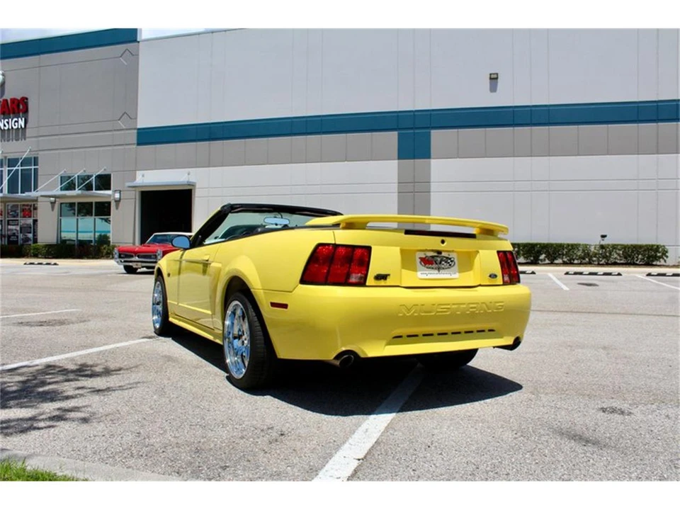 2001 Ford SN95 Mustang - Image 12 of 31