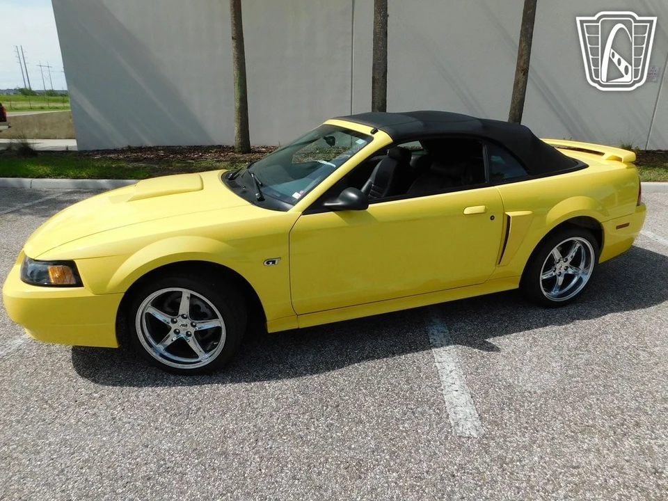 2001 Ford SN95 Mustang - Image 11 of 21