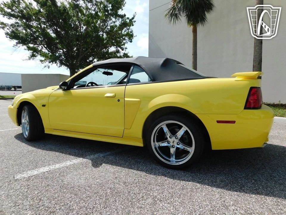 2001 Ford SN95 Mustang - Image 13 of 21