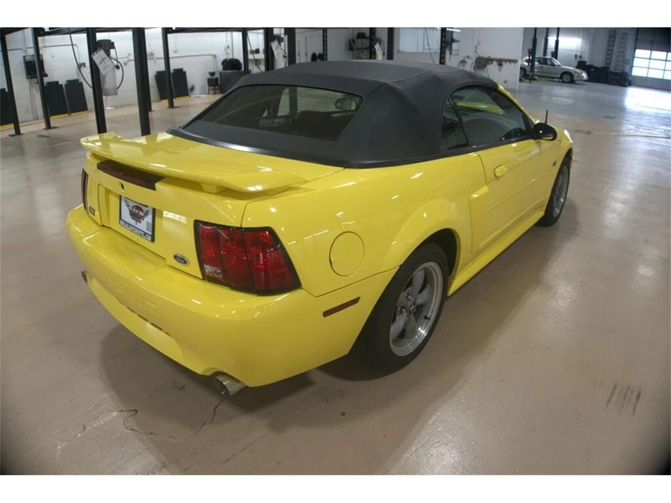 2001 Ford SN95 Mustang - Image 5 of 31
