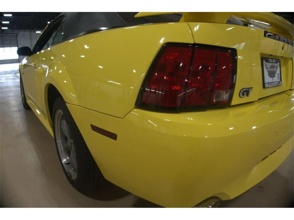 2001 Ford SN95 Mustang - Image 16 of 31