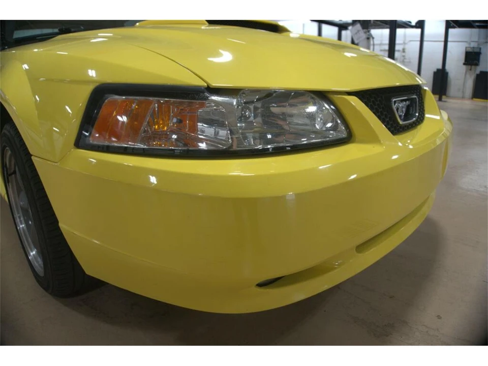 2001 Ford SN95 Mustang - Image 9 of 31