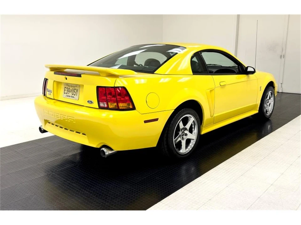 2001 Ford SN95 Mustang - Image 5 of 31