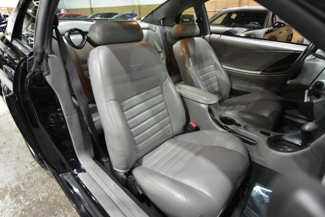 2001 Ford SN95 Mustang - Image 23 of 31