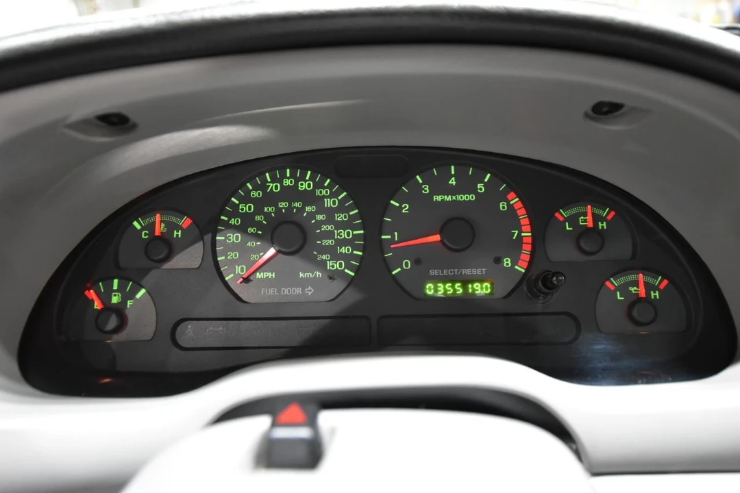 2001 Ford SN95 Mustang - Image 15 of 31