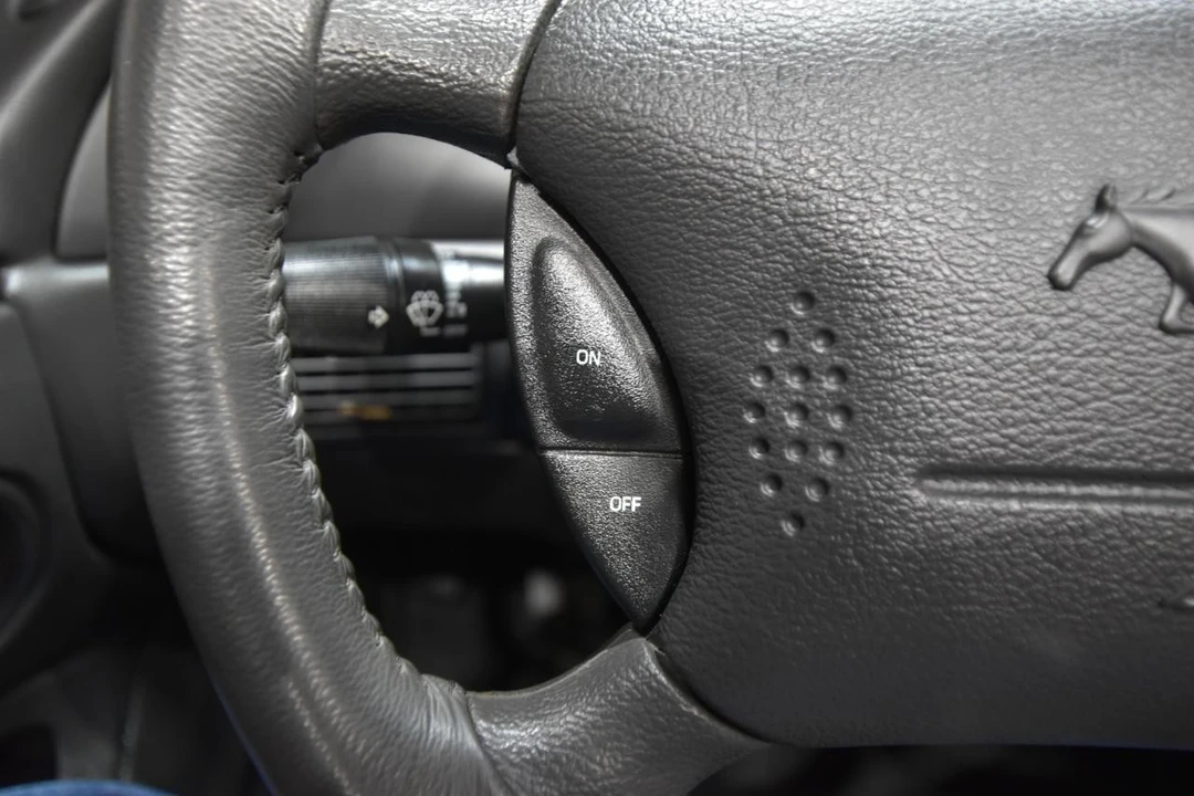 2001 Ford SN95 Mustang - Image 23 of 31