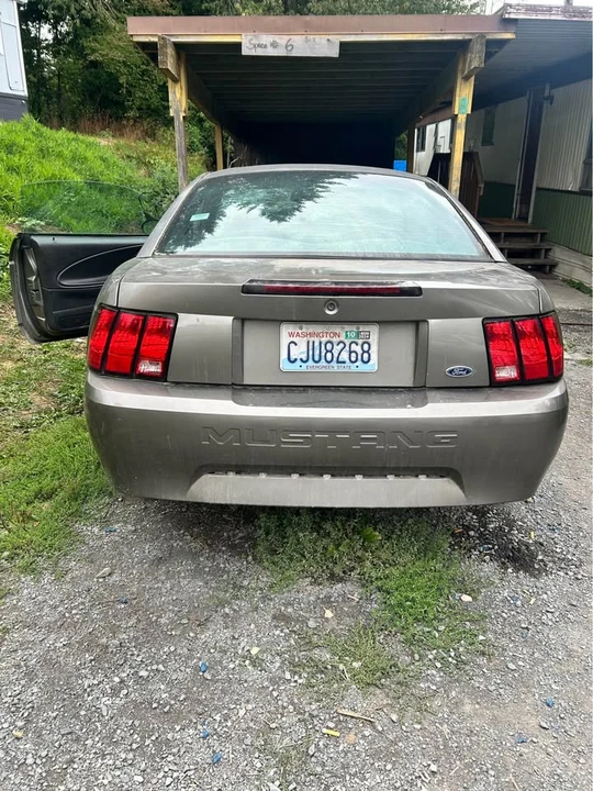 2001 Ford SN95 Mustang - Image 2 of 6