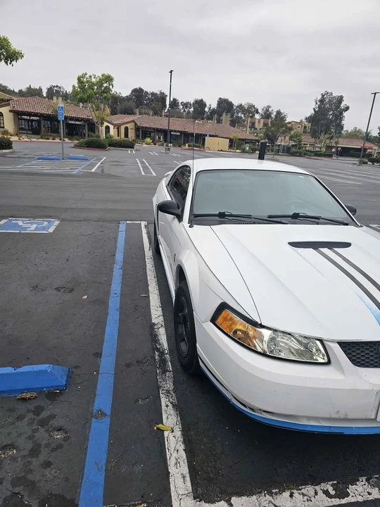 2001 Ford SN95 Mustang - Image 4 of 5