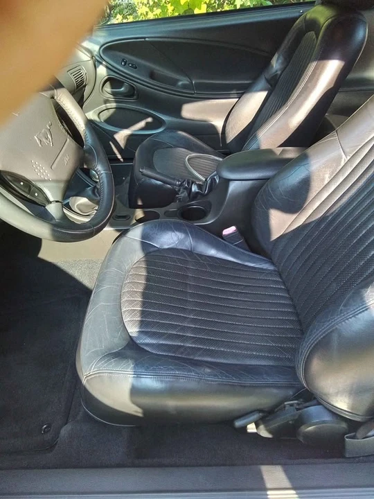 2001 Ford SN95 Mustang - Image 9 of 11