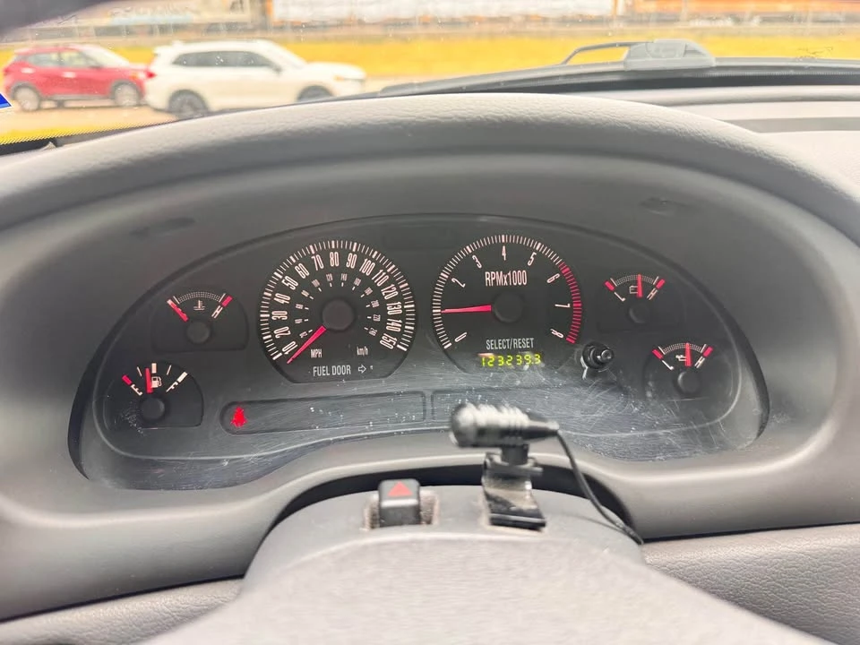 2001 Ford SN95 Mustang - Image 10 of 11